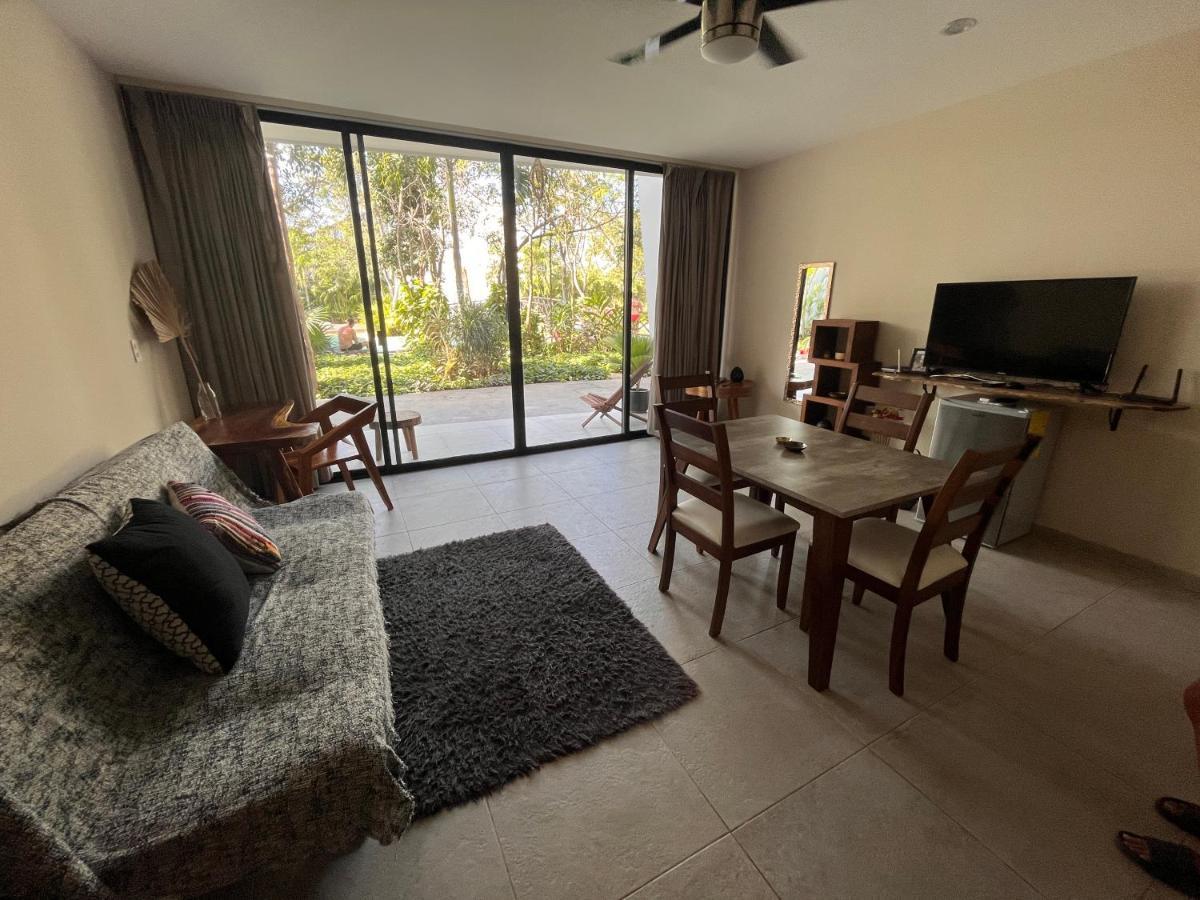 טולום Condo Jungle Apartment & Private Patio מראה חיצוני תמונה